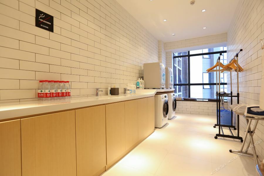 Atour Hotel Maoming Kültér fotó
